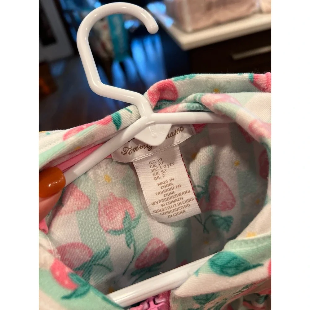 Tommy Bahama strawberry‎ girls terry cover up size 2T